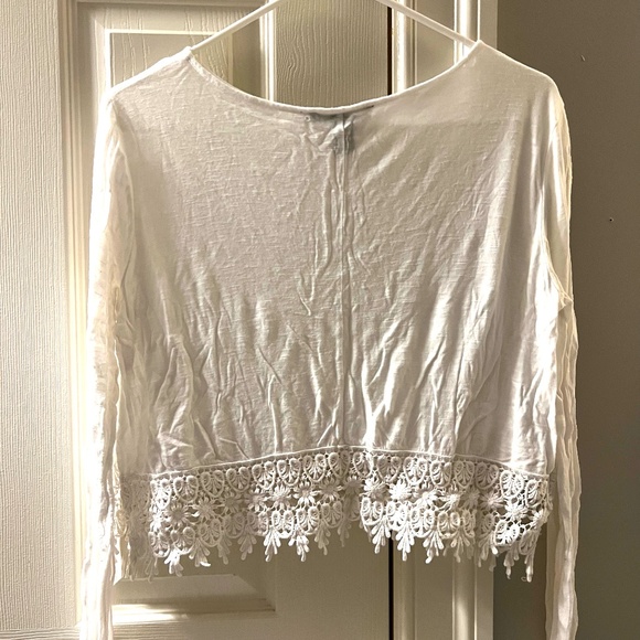 Forever 21 crop long sleeve, size m - Picture 2 of 2